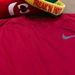 Red Nike Pro XL Dry Fit